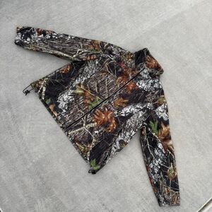 Realtree camouflage zip up jacket- size 2XL
